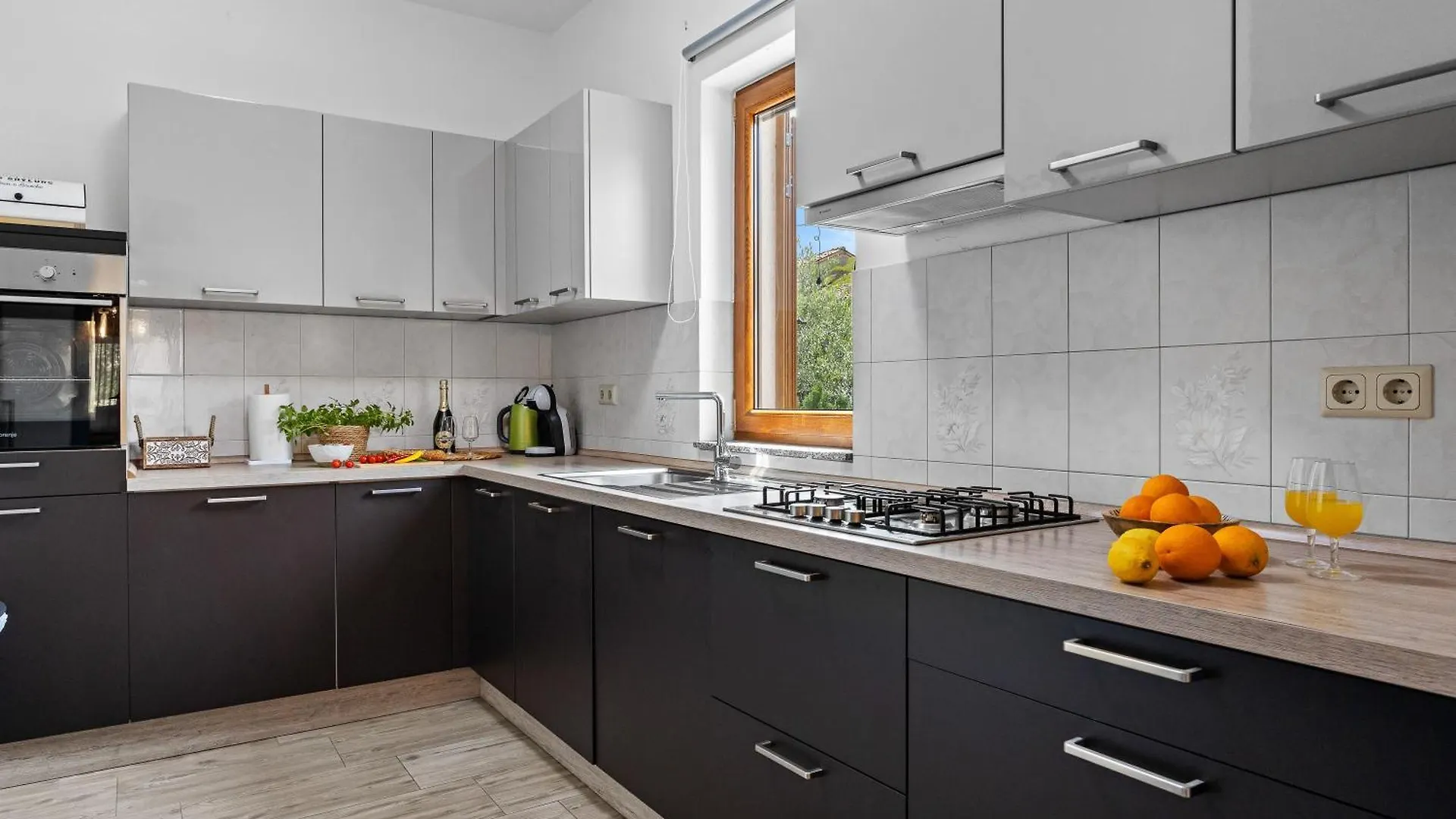 Burići Family Retreat House Begonija With Pool And Bbq 빌라 0*,