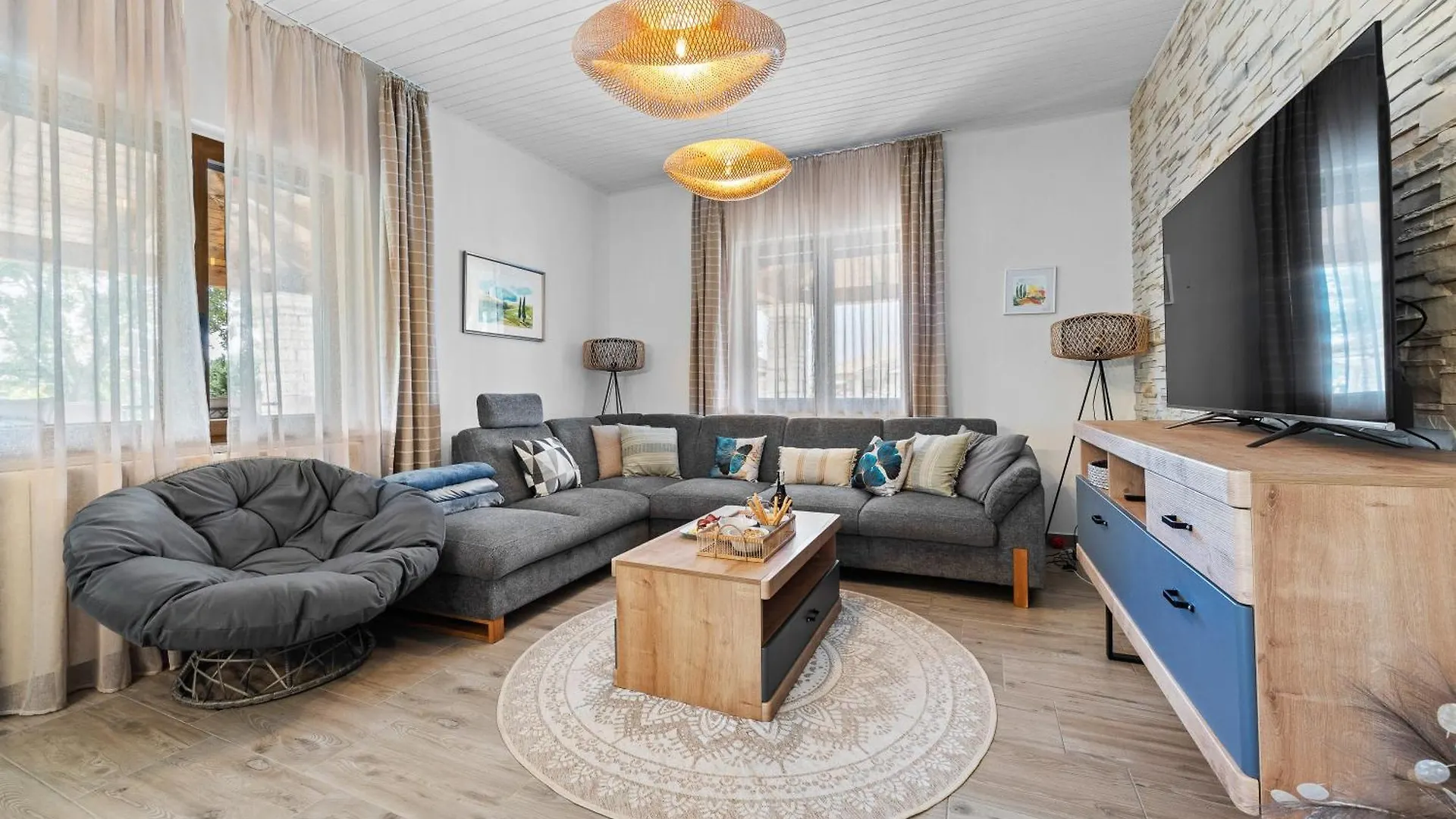 Burići Family Retreat House Begonija With Pool And Bbq 빌라